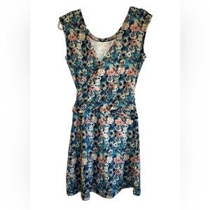 Patagonia Seabrook Twist Dress in Nearly New Condition. Sz Small.